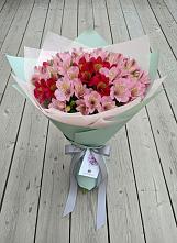 Букет цветов из:  Альстромерии #REPLACE_PRED# Покойном