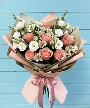 Букет цветов из:  Розы, Альстромерии и Лизиантусы в Покойном