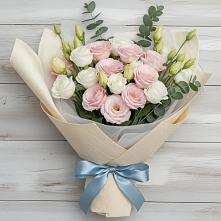 Букет цветов из:  Лизиантусы в Покойном