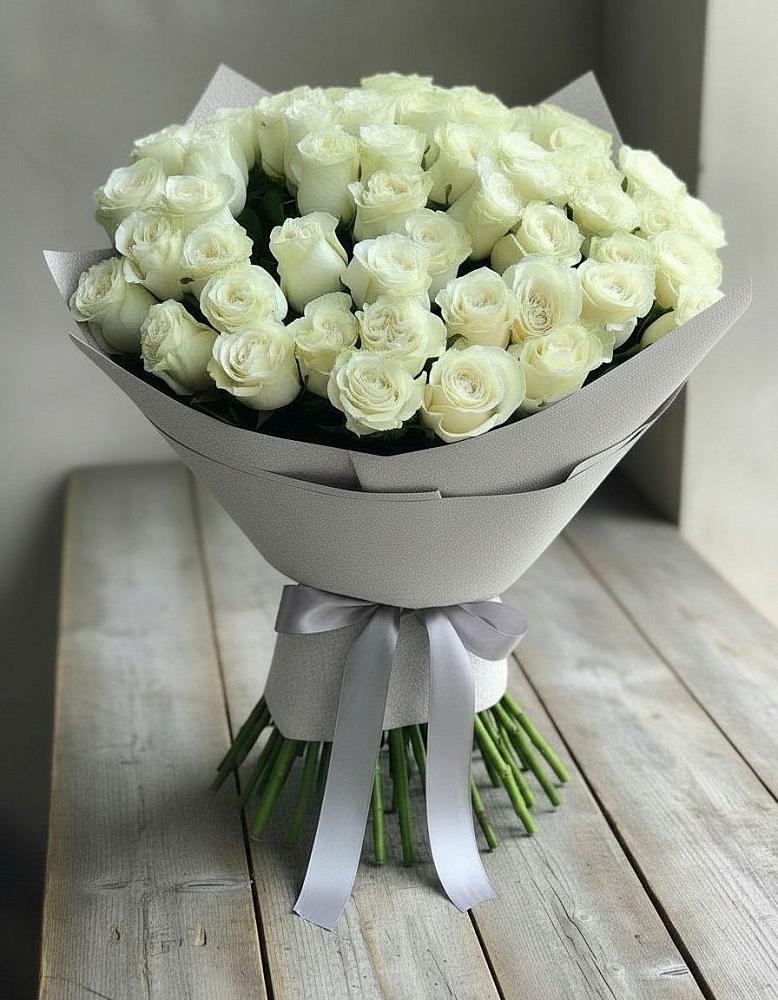 Букет 35 Белых роз в Покойном