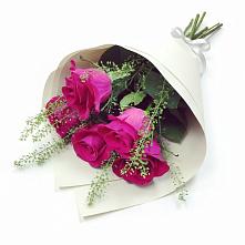 Букет цветов из:  Розы в Покойном