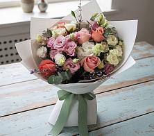 Букет цветов из:  Розы, Лизиантусы и Гвоздики #REPLACE_PRED# Покойном