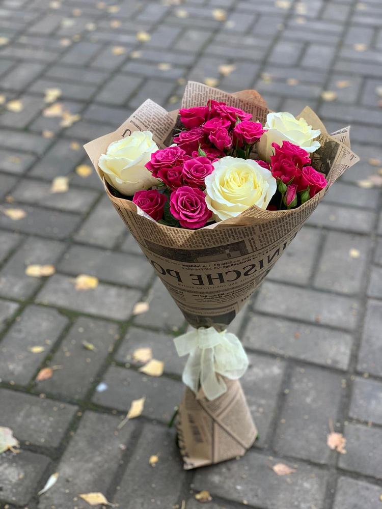 Букет цветов из: Розы в Покойном