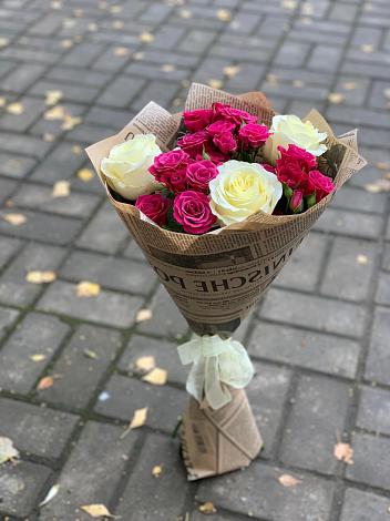 Букет цветов из: Розы в Покойном
