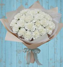 Букет цветов из:  Гвоздики в Покойном