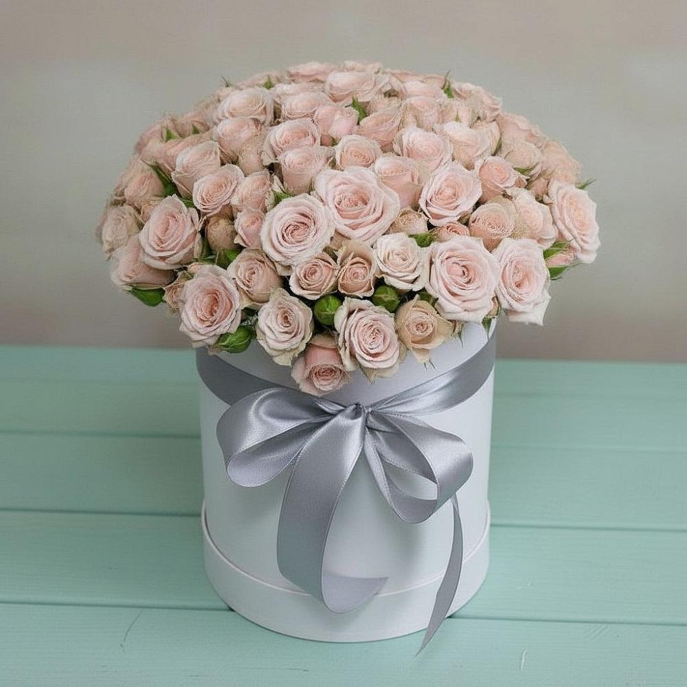 Цветочная композиция из Розы в шляпной коробке в Покойном